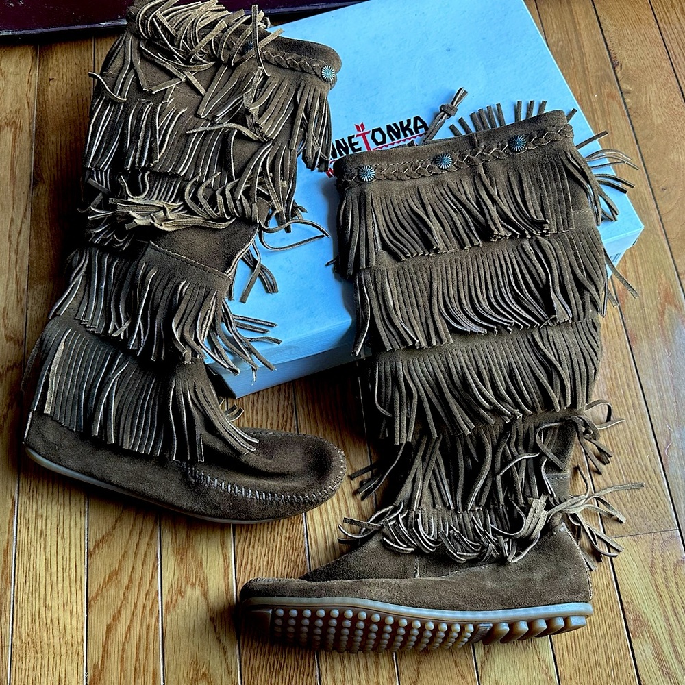Minnetonka Women's 5-Layer Fringe Boot - image 1